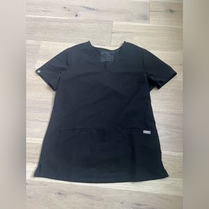 Figs Black Scrub Top. Size small. Two pockets.